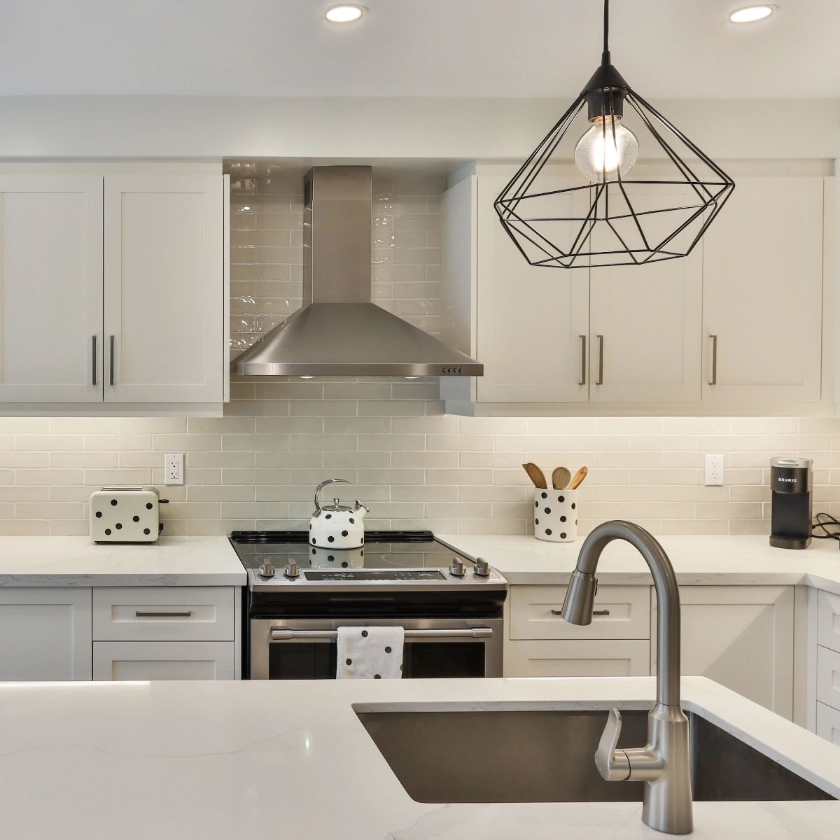 arthurbinder7's tweet image. You don’t have to remodel your entire kitchen to make improvements. Changing out faucets and fixtures can make a big impact! Reach out to our experts at (217) 875-4149 to set up installation. #ADBinderPlumbingAndHeating #DecaturIL #plumbing #PlumbingInstallation #KitchenRemodel