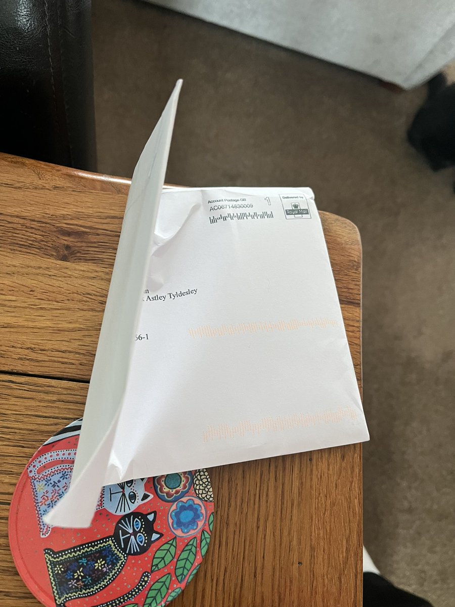 nicgrog's tweet photo. obviously not your fault @MoonpigUK but I’ve paid £1.10 for the privilege of a ruined card! Obviously posting a thick piece of card is too difficult for some! 🤷‍♀️ https://t.co/PLqoNF7VN6