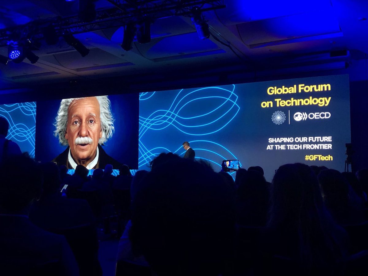 CZtoOECD_Paris's tweet photo. Na prvním zasedání @OECD Globálního technologického fóra ministři diskutovali:
⚖️odpovědný rozvoj technologií respektujíci lidská práva
🌏využití technologií pro udržitelný rozvoj
🇨🇿 zastupoval na jednání náměstek @Ondrej_Profant #GFTech https://t.co/r9dRl6kYi2