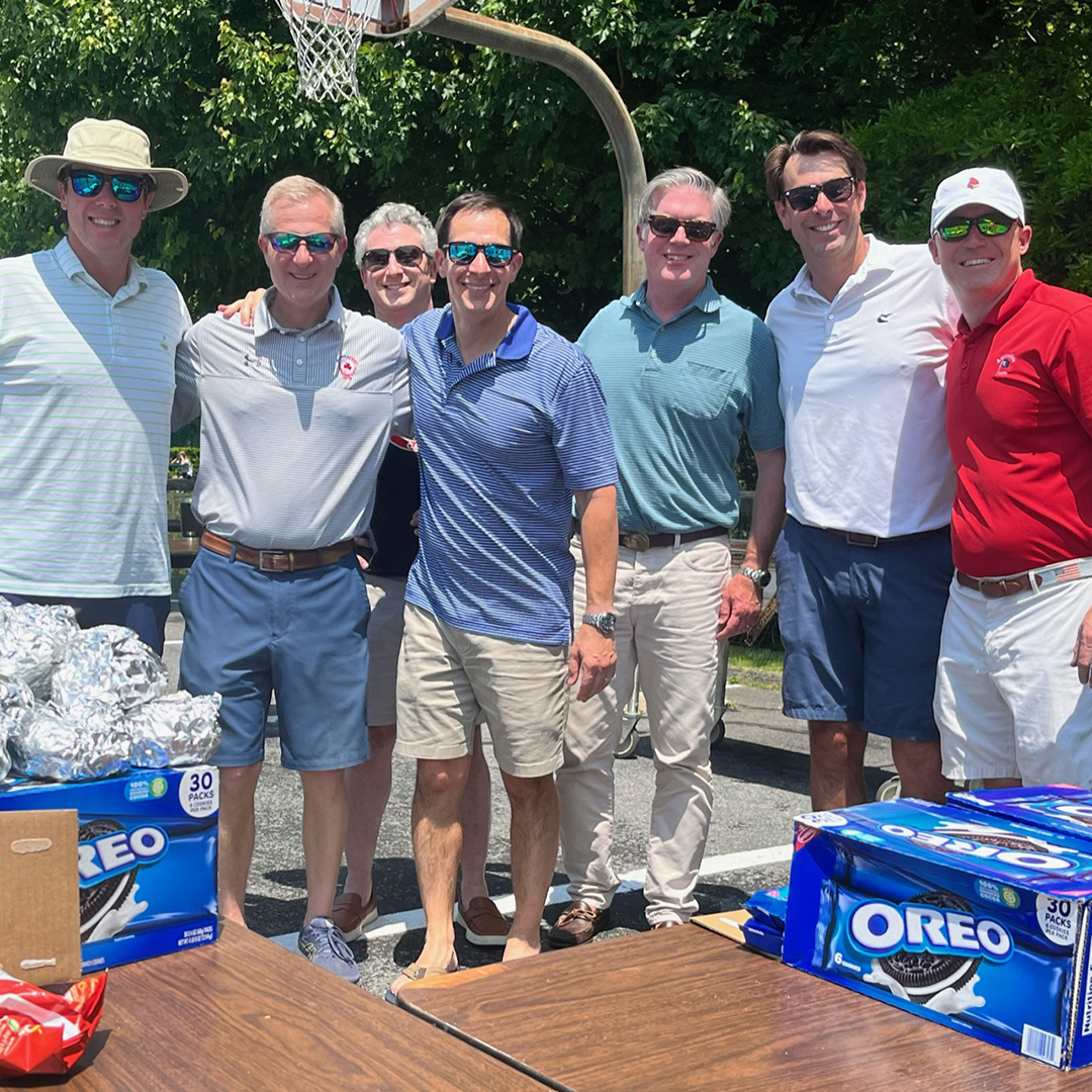 LittleFlowerSc6's tweet photo. The LFS community enjoyed a beautiful first Friday Mass and a Spirit Day cookout sponsored by the Father’s Club and the HSA. ☀️ #CardinalCommunity #ADWcommUNITY #spiritday #firstfriday https://t.co/yZNHQyLp5r