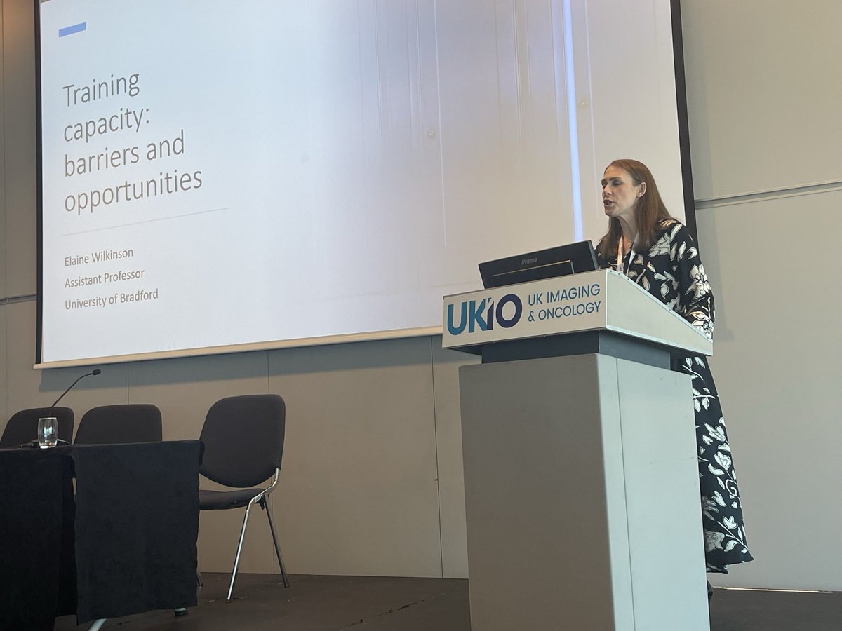 A few from day 1 #UKIO2023 <a href="/ElaineWRad98/">Elaine Wilkinson</a> <a href="/MLHardy11/">Maryann Hardy</a> <a href="/research_radav/">Avneet Gill</a>  <a href="/radiography_UoB/">Radiography Bradford</a> <a href="/UniofBradford/">University of Bradford</a> <a href="/AdamsonWilletts/">Helen Adamson Willetts</a> Great presentation from the #BradRadFam 🦁