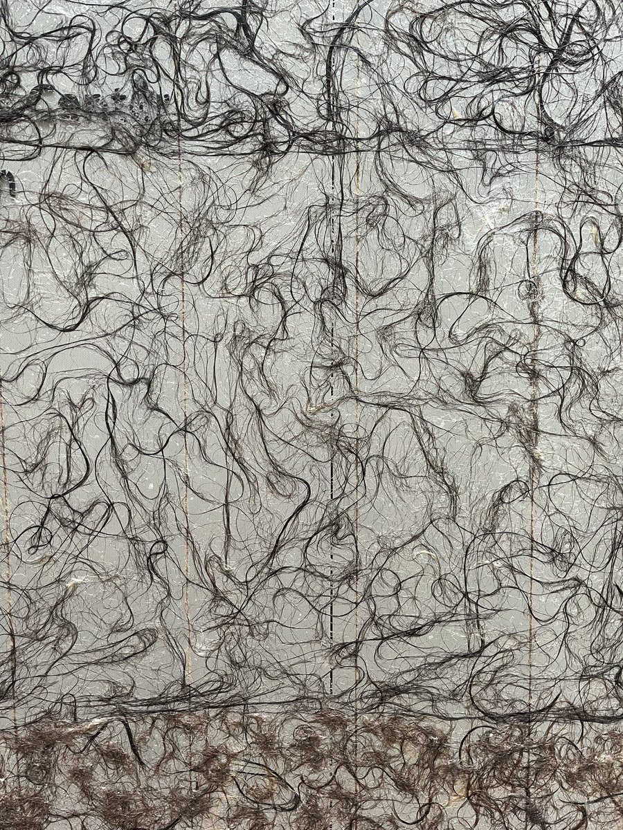 VisualStudiesNU's tweet image. If you’re in Salem this summer, be sure to check out Gu Wenda’s United Nations at PEM, all the flags of the UN countries made entirely of human hair! @peabodyessex