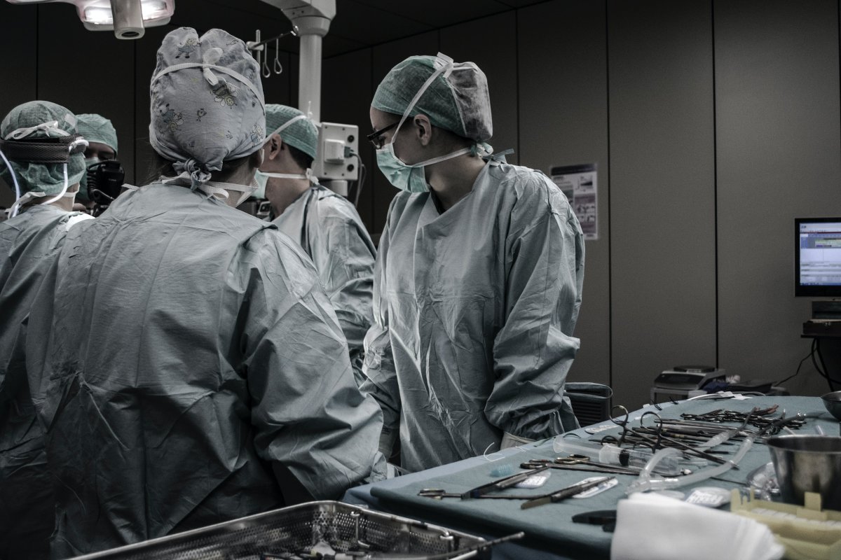 Writing in @TheLancet, our experts call on surgeons to look beyond the operating theatre and tackle three major challenges with the most potential to reduce major causes of death and improve access to surgical care around the world birmingham.ac.uk/news/2023/surg…