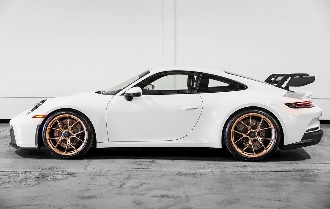 PorscheCIub's tweet image. White 992 GT3
