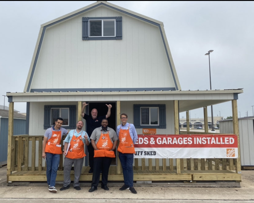 Great way to start the day, showing off our new TB8002s! We’re gonna sell some sheds! Brendan (DM), Jeff(GM), Matt (SASM), Austin (SS). ⁦@BrendanMcDowel9⁩ ⁦@SeldersJeffery⁩ ⁦@HomerSaenz15⁩ ⁦@WhitefleetChris⁩