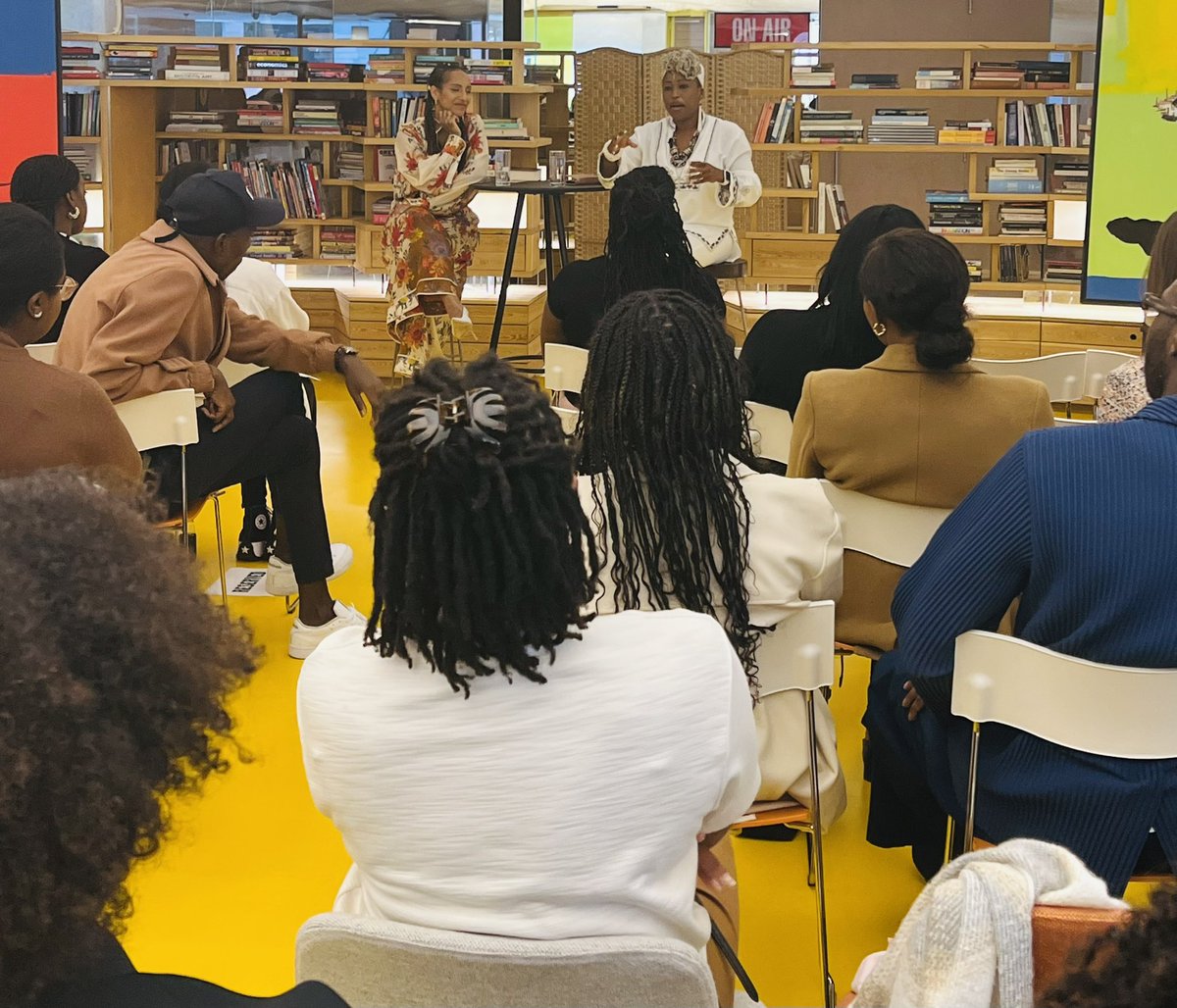 Blackout Tuesday tweet media