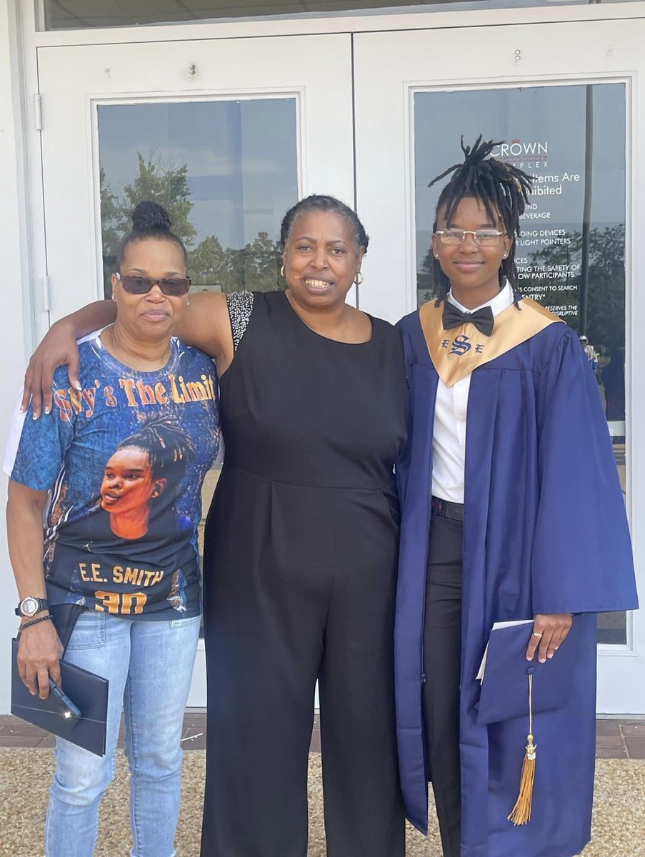 🎓 I cannot believe the time has come for our Seniors to go on to bigger and better things! This is Year 2 of 100% for higher education attendance!! Excited about what the future holds for our Alums! Congratulations!🎉 👩🏾‍🎓
#ItTakesAVillage #ProudParents #ExcellenceIsStandard