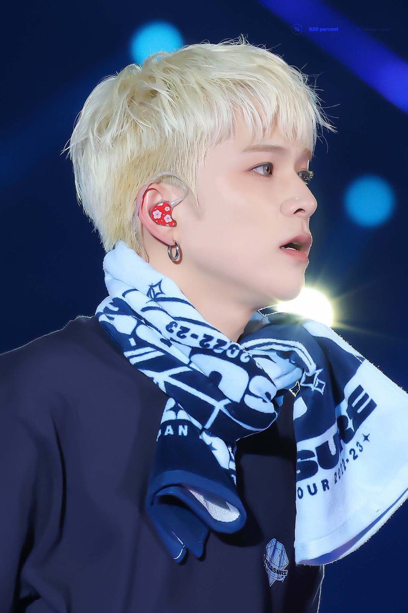 221217 얼굴이 너무 예뻐🩵
#TREASURE #트레저 #ASAHI #아사히