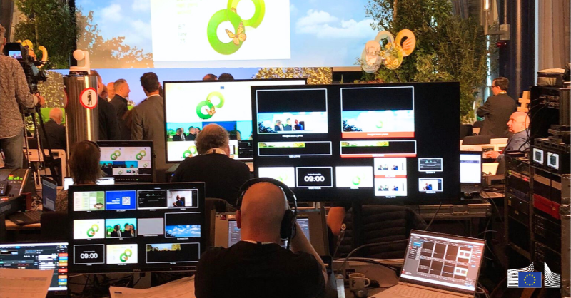 EUInterpreters's tweet photo. 🌎 'Delivering a Net-Zero World' - this is the topic for 2023’s #EUGreenWeek 

We’re providing #interpretation, #ConferenceManagement and technical support. 

💚 Our colleagues are dedicated to contributing to the @EU_Commission
greening objectives! 

👀 Have a look ⬇️

@EU_ENV
