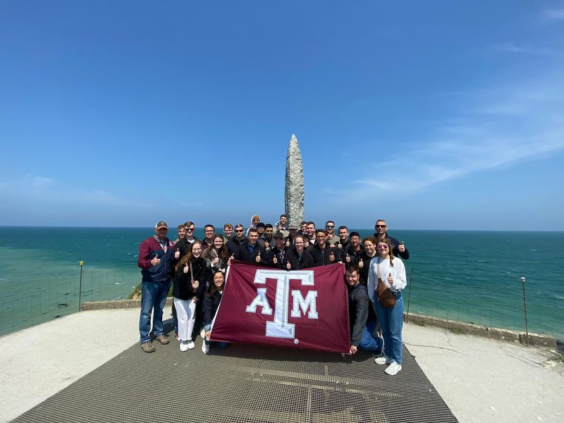 The Commandant on Twitter: