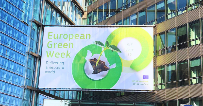 EUInterpreters's tweet photo. 🌎 'Delivering a Net-Zero World' - this is the topic for 2023’s #EUGreenWeek 

We’re providing #interpretation, #ConferenceManagement and technical support. 

💚 Our colleagues are dedicated to contributing to the @EU_Commission
greening objectives! 

👀 Have a look ⬇️

@EU_ENV