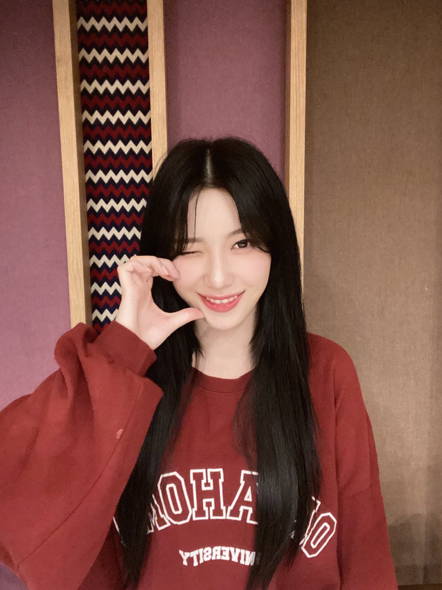 Trɑns~ 230606🚀✨

[ซูยุน Weverse post🌷]

รักนะ
แล้วเจอกันอีกน้า❤️

#로켓펀치 #RocketPunch #수윤 #Suyun #スユン #ซูยุน