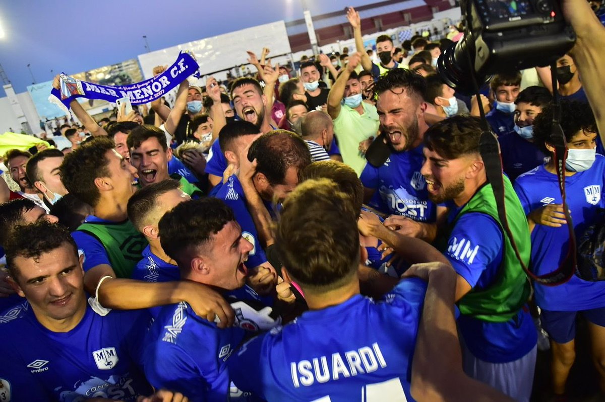 👋 ¡Buenas tardes #afición!

🔜 ¿Os acordáis lo que sucedió tal día como hoy de hace 2️⃣ años?

#MarMenorFútbolClub
#SegundaRFEF