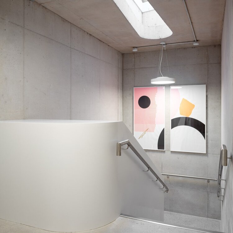 KavanaghTuite's tweet photo. For our project with UCD Innovation, we were delighted to work with renowned artist Shane O Driscoll. Having his unique artwork on the walls made a special project even more interesting.
1/2 https://t.co/rwYDeZlexp