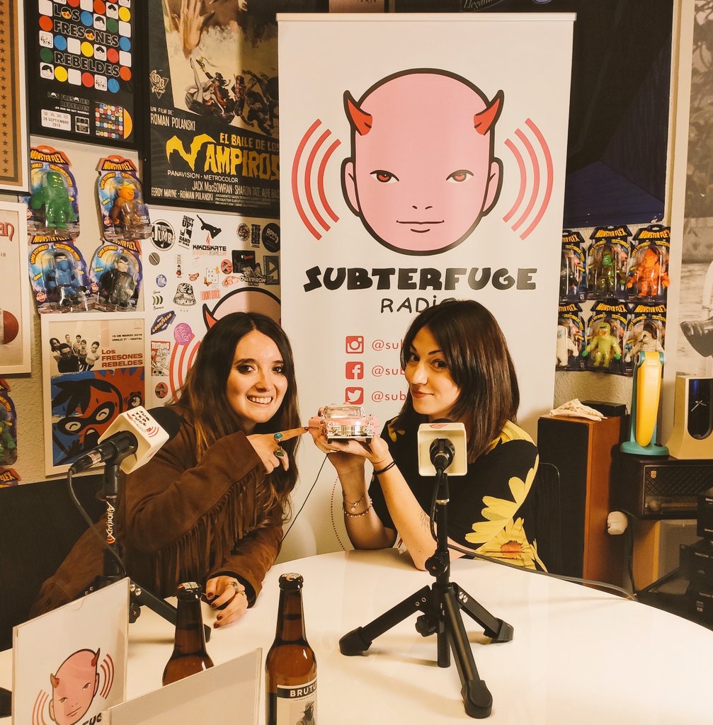Planazos para las tardes de lluvia 👇

1. Escuchar la nueva temporada de "Las chicas del Cadillac" en <a href="/subterfugeradio/">Subterfuge Radio</a> 

2. Darle al link de nuestra bio y escuchar los discazos que nos recomendaron María y Raquel.

3. No olvidar el paraguas 🌂🌂