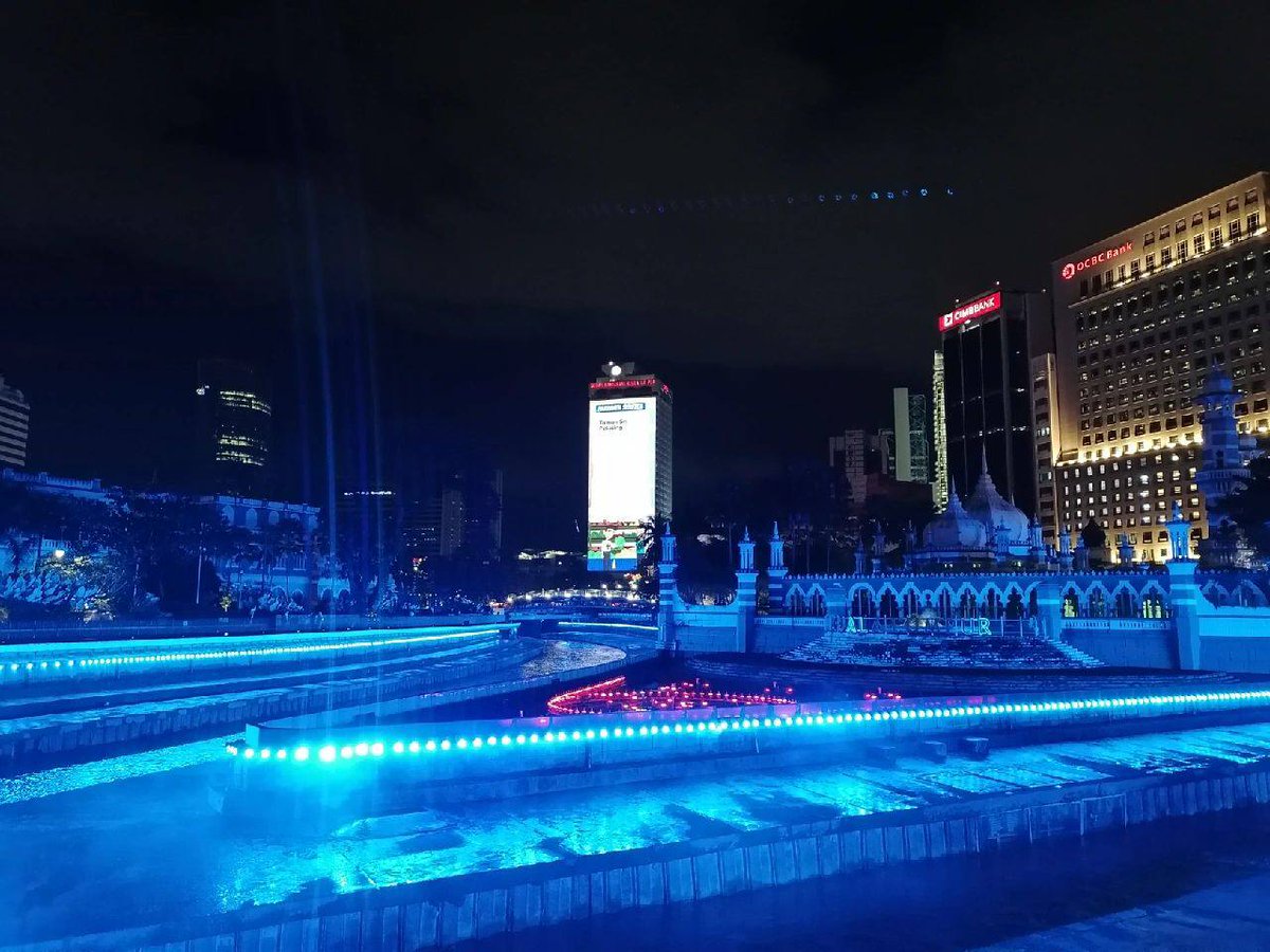 samhmwdy1's tweet photo. Guess where this is https://t.co/cRulqNGYQe