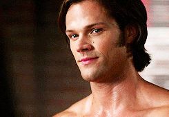 Drop a pic or gif of Jared Padalecki as Sam Winchester and keep it going ❤️
#WeLoveYouJaredPadalecki 
#SamWinchester
