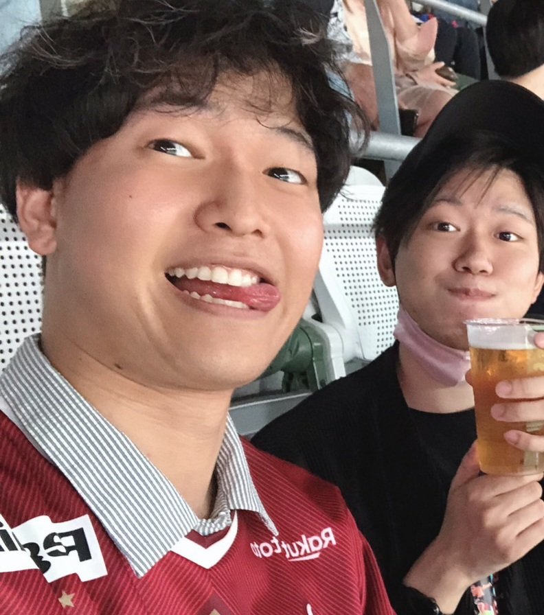 専門時代の友人と生でイニエスタ観に行ってきました⚽

バルセロナの選手も凄かったし、最高のショーでした✨