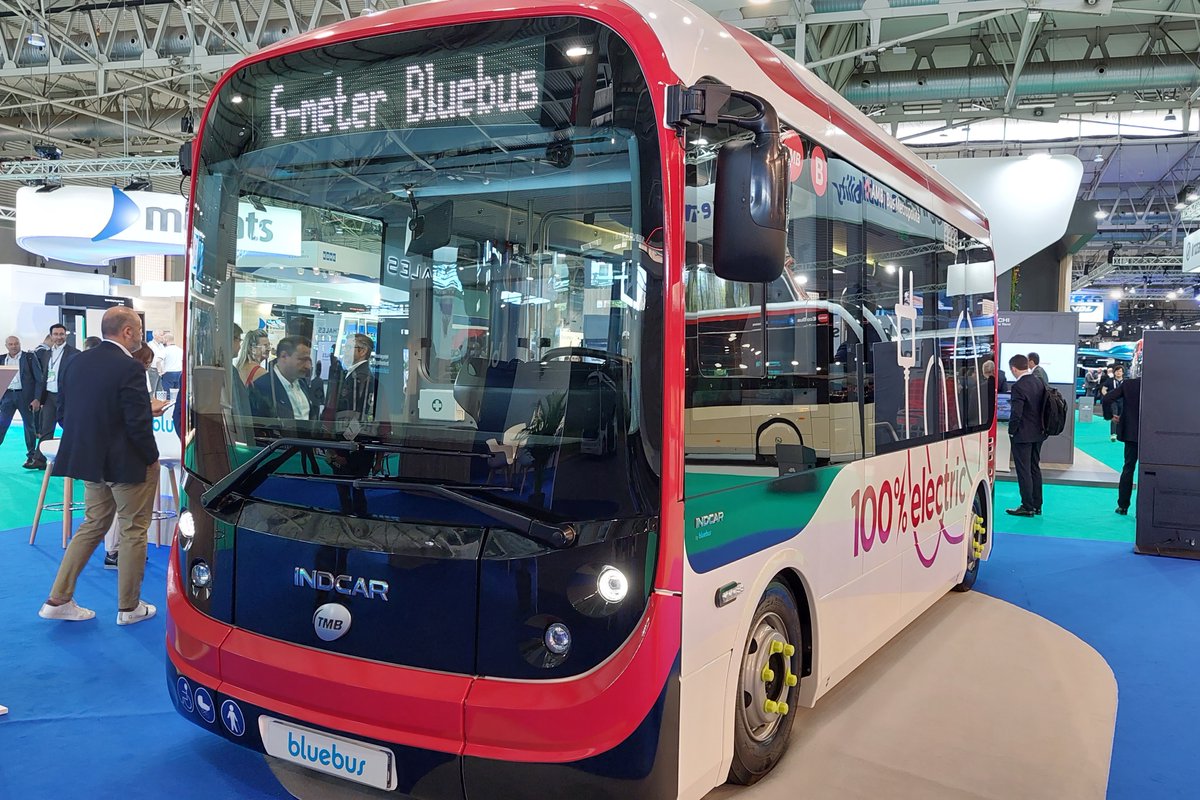 oriol52's tweet image. Es parla poc que #Barcelona concentra aquests dies el més avançat del transport públic mundial: metros sensoritzats com els que ja circulen per l’L3 #metrobcn, autobusos elèctrics de 6 a 19 metres de llarg, de pila d’hidrogen i de conducció autònoma, i molt més.  #UITP2023