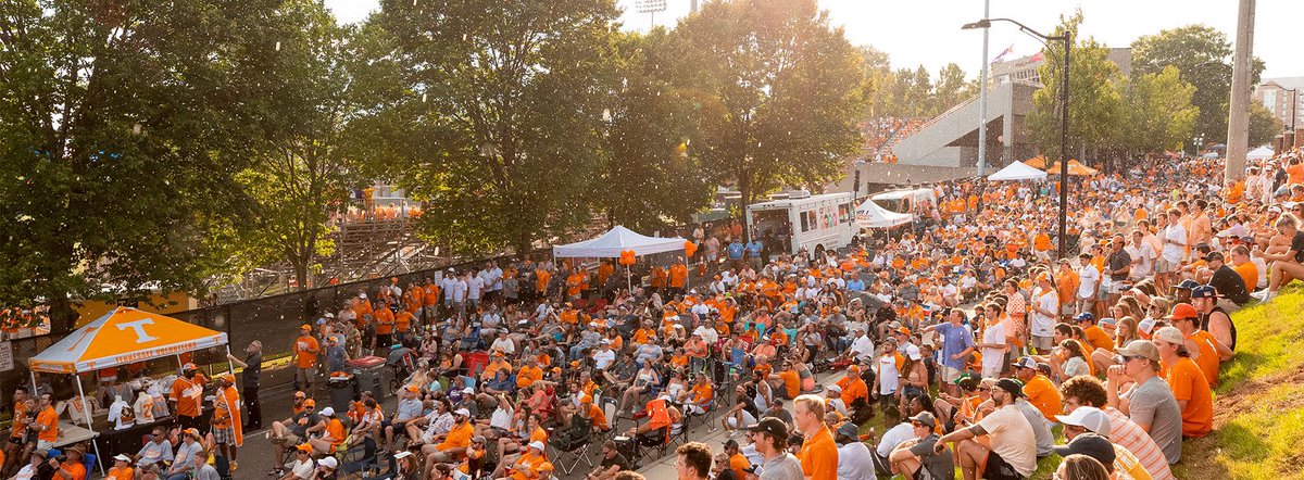 More_Issues's tweet image. The NCAA blew it by not wanting this environment.