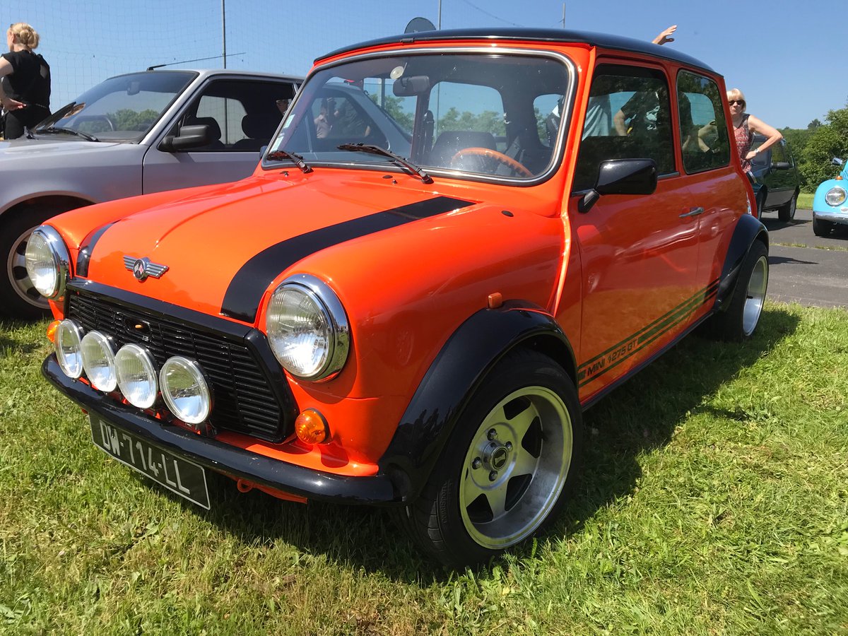 AFExploration's tweet photo. Added some photos from the local car events in #chalus #mechanicpassion #saintmathieu and #retromobile #saintpriestsousaixe in the #hautevienne to my auto blog :)
https://t.co/qp2Ck9bJcP https://t.co/aHLNJB8diM