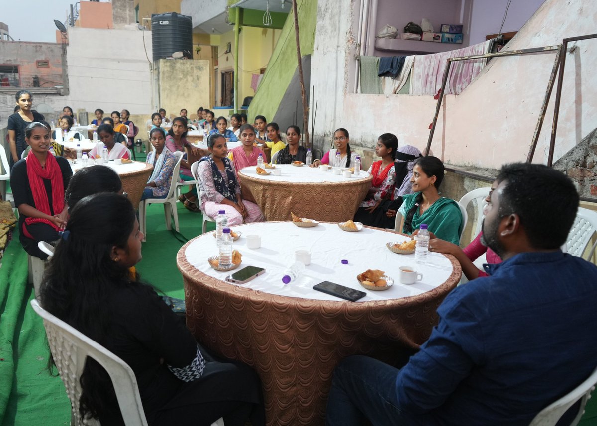 Krishank_BRS's tweet image. Starting off 1st interaction with young sisters from Ward 2 Cantonment in #SheTalks 1 where they spoke of their issues and also put a request for a Bus Stop at Anna Nagar as they were finding it difficult to walk all the way from Paradise Signal ...