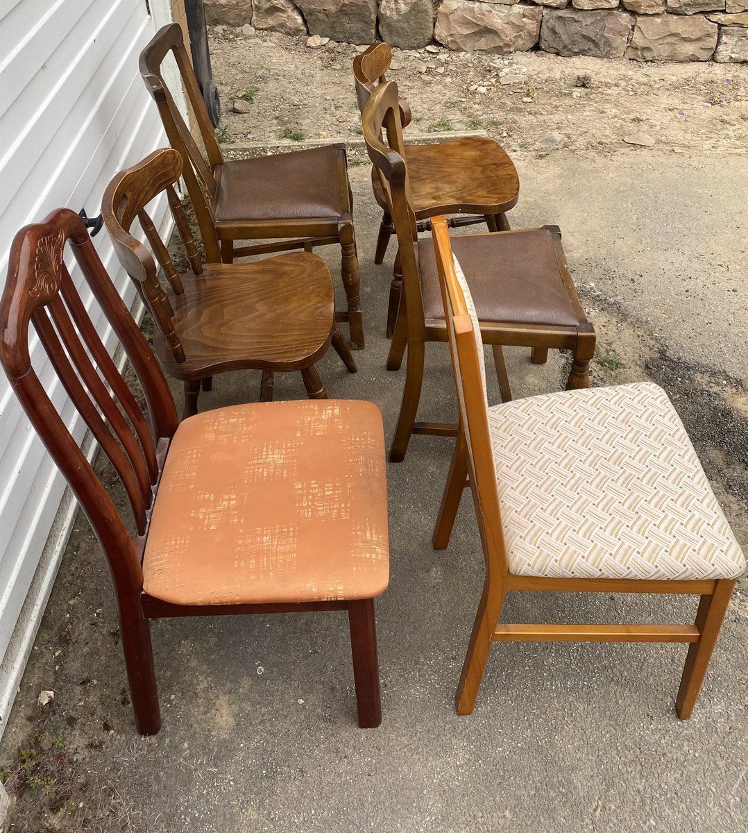 DrRachelRP's tweet photo. Acquiring chairs for ‘Agency and Awakening: Opportunities Within a Score’: a lecture-performance being created in response to #astringsection by @RecklessSleeper for the @McrSchArt_PRG conference at @HOME_mcr 11-12 July 🪑🪚 @PerformanceMST @mstdcp https://t.co/p9z2n0JGVG