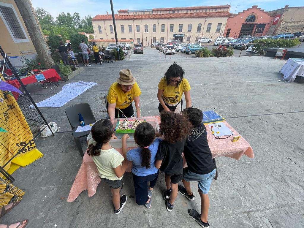 CIRASTI Exposciences en Occitanie (@cirastioc) on Twitter photo ExPOscience aujourd'hui à <a href="/MairiePerpignan/">Ville de Perpignan</a> au couvent des minimes avec Claire du Radis pour valoriser les projets de bateaux solaires du Solaris Camp avec <a href="/Petit_Deb_Occi/">Les Petits Débrouillards Occitanie</a> ⛵😍🎙🎧
#exposciences #partout #projets #sciences #jeunesse ExPOscience aujourd'hui à <a href="/MairiePerpignan/">Ville de Perpignan</a> au couvent des minimes avec Claire du Radis pour valoriser les projets de bateaux solaires du Solaris Camp avec <a href="/Petit_Deb_Occi/">Les Petits Débrouillards Occitanie</a> ⛵😍🎙🎧
#exposciences #partout #projets #sciences #jeunesse