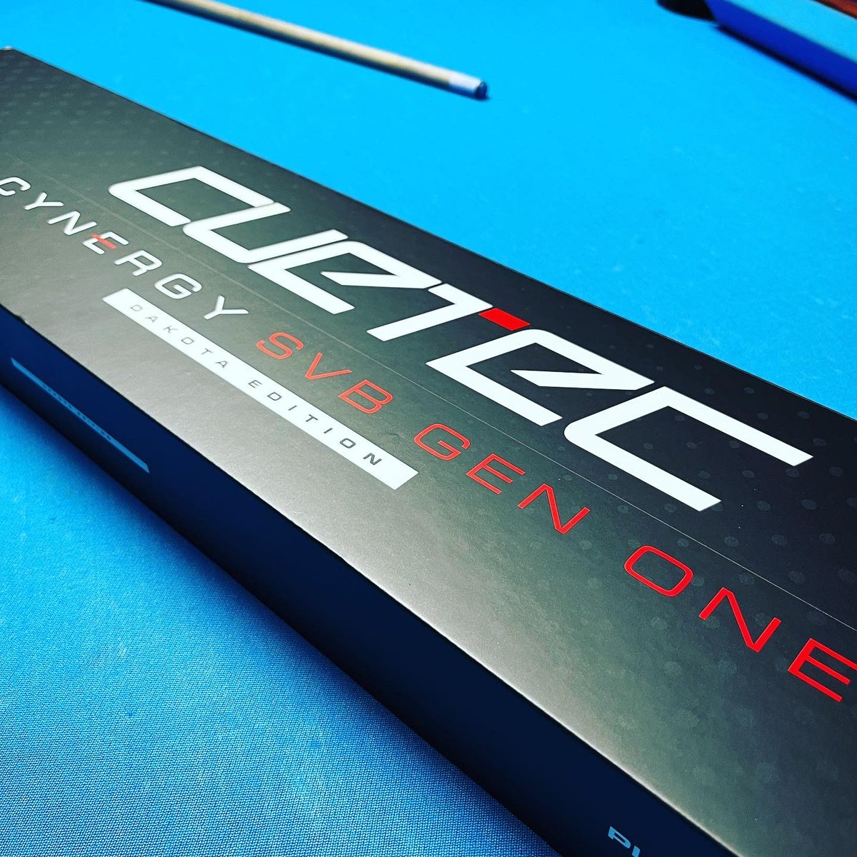 csgraphi's tweet image. Looking forward to a great journey with my new pool cue; the beautiful @cuetec_usa Cynergy SVB Gen One Pearl White designed and used by the World Champion @VanboeningShane 

Thanks to Randy @BigDogBilliards for helping me. 

#poolcue #shanevanboening #cuetec