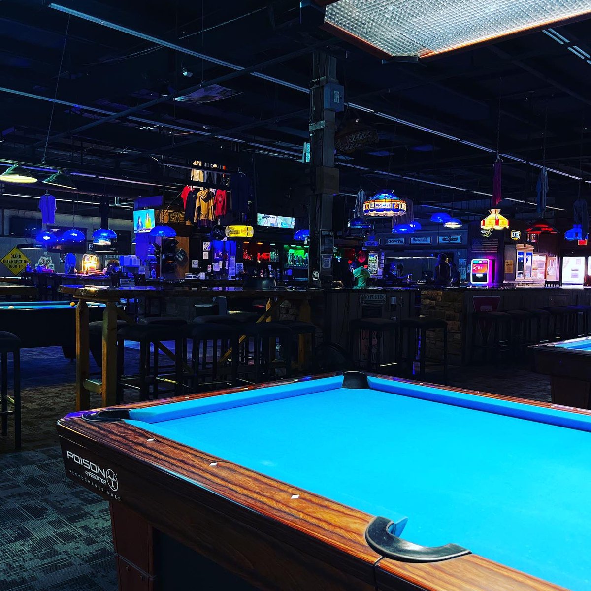 csgraphi's tweet image. Looking forward to a great journey with my new pool cue; the beautiful @cuetec_usa Cynergy SVB Gen One Pearl White designed and used by the World Champion @VanboeningShane 

Thanks to Randy @BigDogBilliards for helping me. 

#poolcue #shanevanboening #cuetec