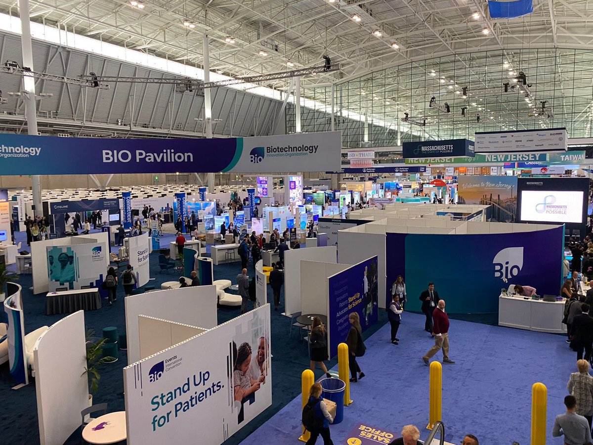 Hoy visitamos la #BIOInternationalConvention, el evento mundial más grande de la industria de la biotecnología. Un espacio de networking y una oportunidad de entender las necesidades del mundo actual para seguir trabajando en el futuro.

#BIO2023