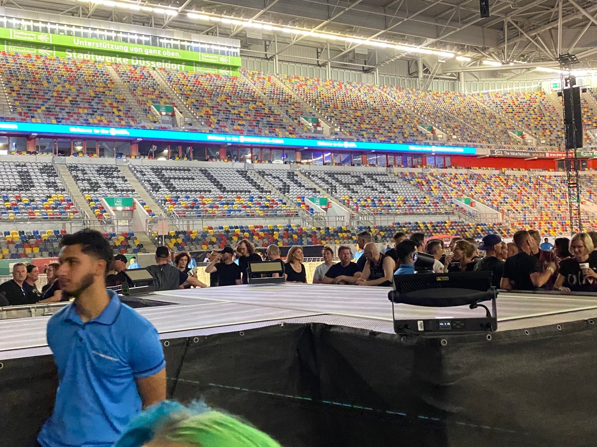 PersonalMode's tweet image. Ready ? #DepecheMode #MementoMori #Dusseldorf