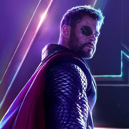 Chris Hemsworth comenta sobre cansaço de atuar como Thor