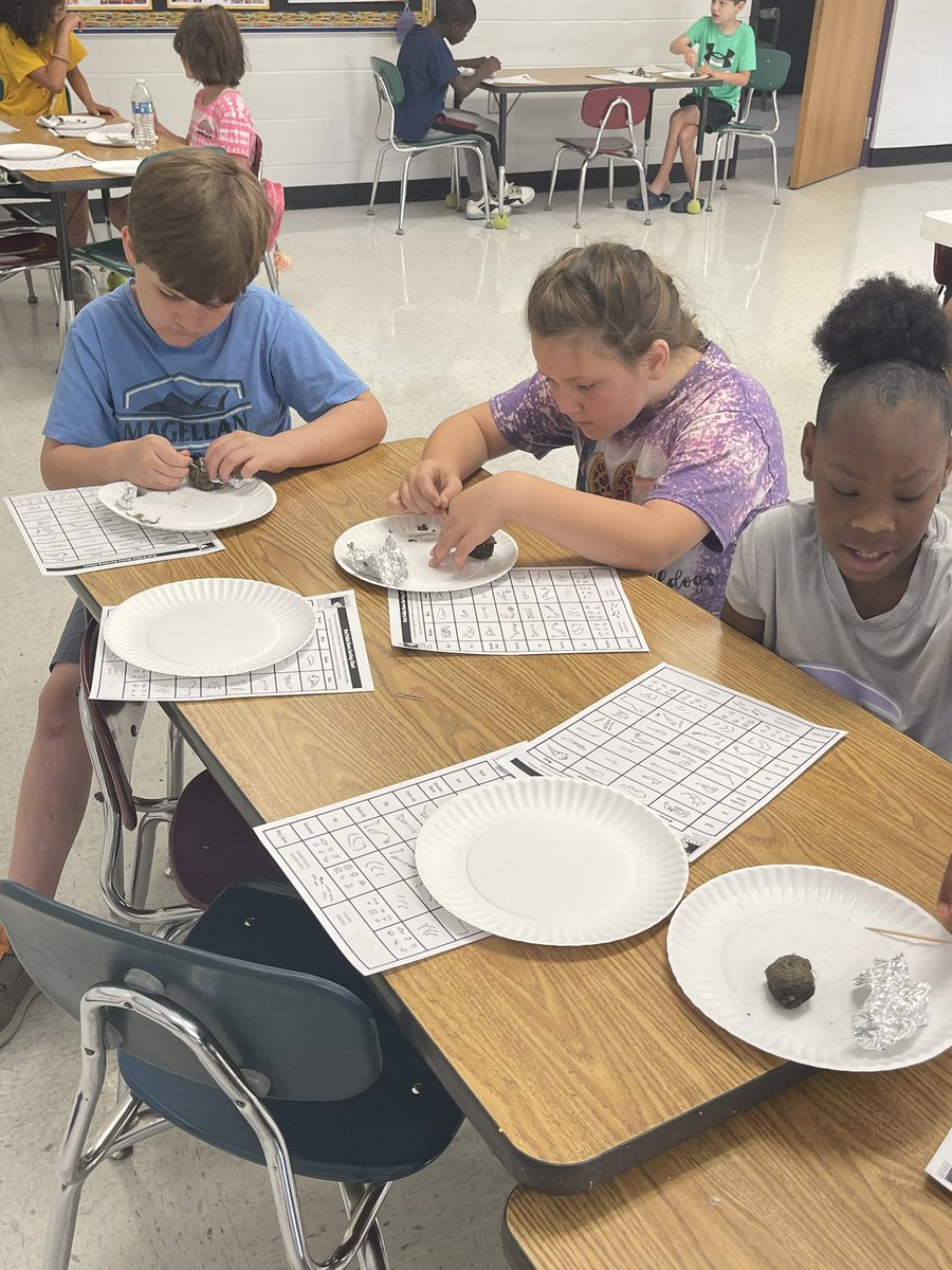 Milan Elementary tweet media