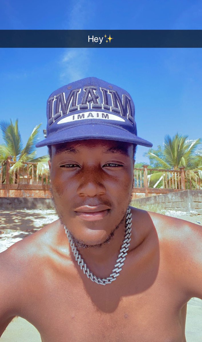 MrFoumane237's tweet image. Ne laisse aucune femme te faire le chantage. Même pas ta petite amie❌ 
Un homme en tout cas un #Bulu comme moi dois tjr avoir au moins 8 robinets au cas où il y’a coupure🙃