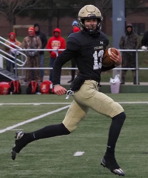 DEEP DISH FOOTBALL (@deepdishfb) on Twitter photo JUST PUBLISHED THIS MORNING #IHSA
Sacred Heart Griffin Quarterback Levi Hanauer Class Of 2024 Talks Upcoming Season & Recruiting
<a href="/LeviHanauer13/">Levi Hanauer</a>
<a href="/Channel1450com/">Channel1450.com</a>
<a href="/SHGCyclones/">Sacred Heart-Griffin</a>
LINK:
deepdishfootball.com/single-post/sa… JUST PUBLISHED THIS MORNING #IHSA
Sacred Heart Griffin Quarterback Levi Hanauer Class Of 2024 Talks Upcoming Season & Recruiting
<a href="/LeviHanauer13/">Levi Hanauer</a>
<a href="/Channel1450com/">Channel1450.com</a>
<a href="/SHGCyclones/">Sacred Heart-Griffin</a>
LINK:
deepdishfootball.com/single-post/sa…