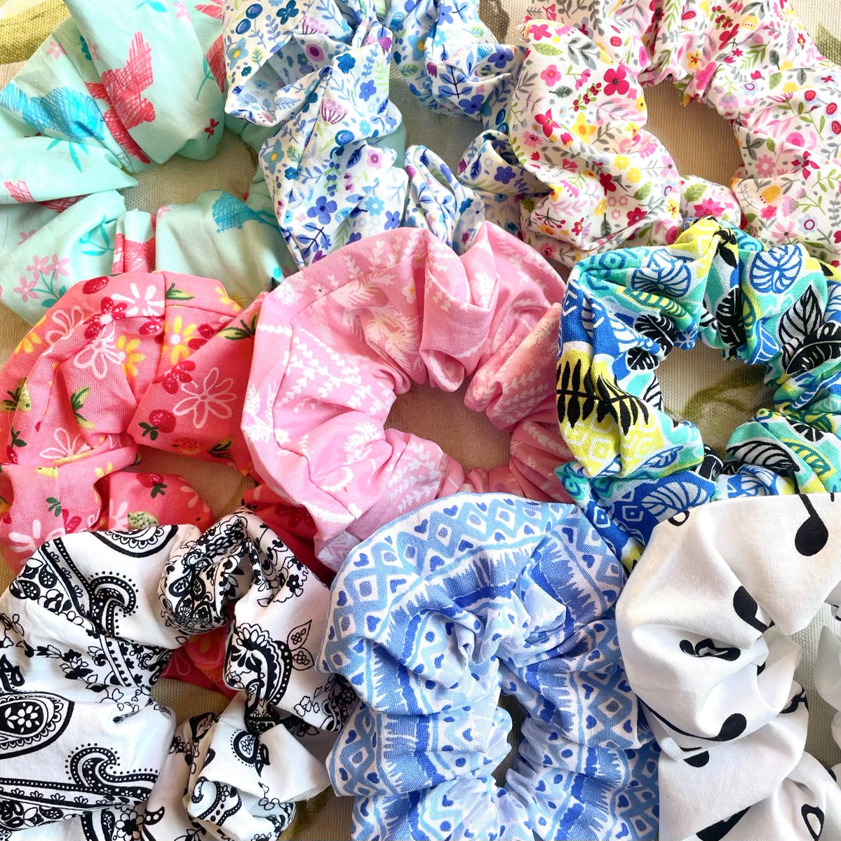 ZozArtz will be one of the stalls at this Saturdays <a href="/ArburyCarnival/">Arbury Carnival</a>. All items are individually designed, from tote bags to doggy bandanas. Do come and take a look.