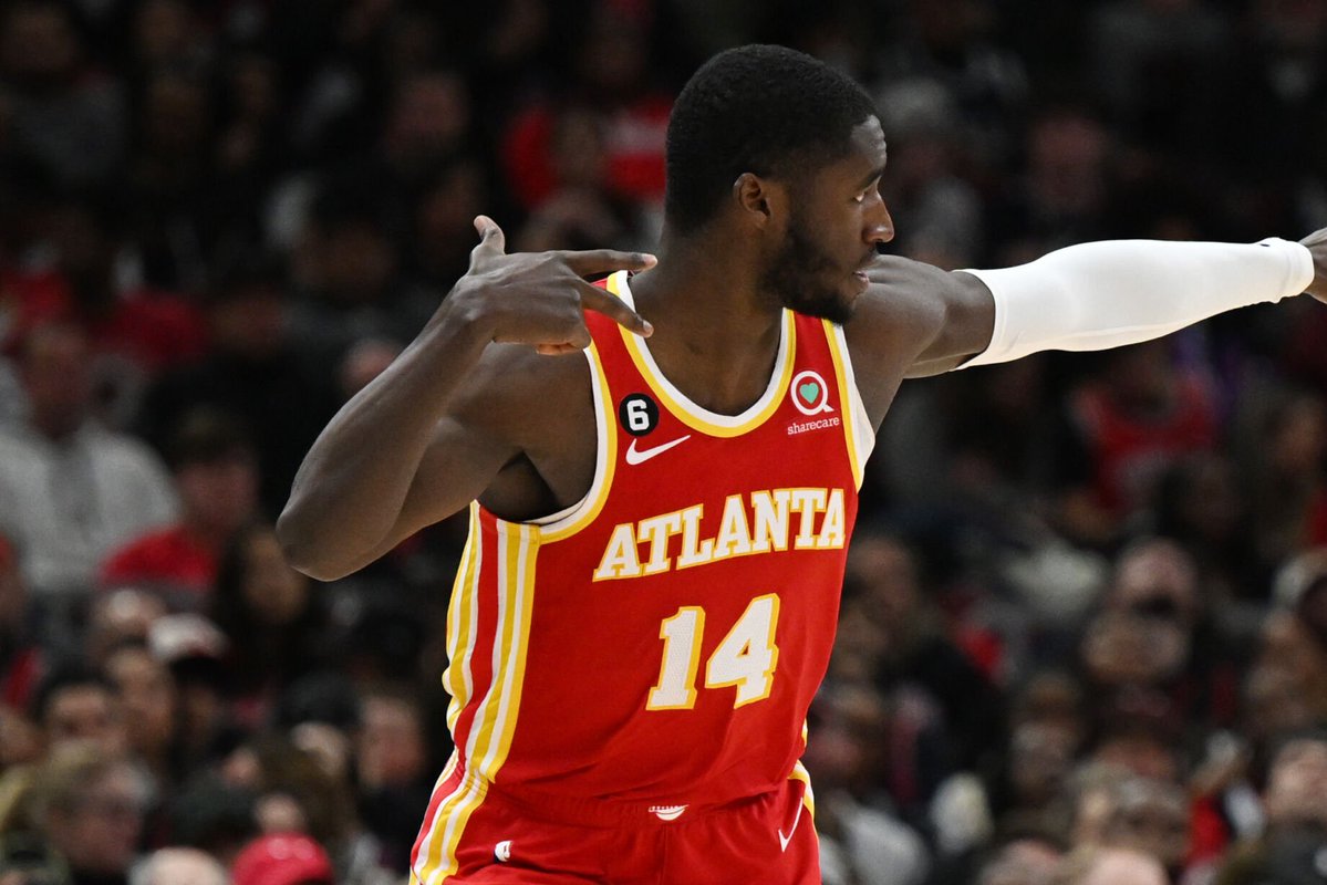 AJ Griffin before and after cutting his hair:

Before —                 After — 
48.9% FG                41.8% FG
40.0% 3P                36.5% 3P
90.9% FT                 88.0% FT

Grow it back👀 <a href="/whoisAG21/">AJ Griffin</a>