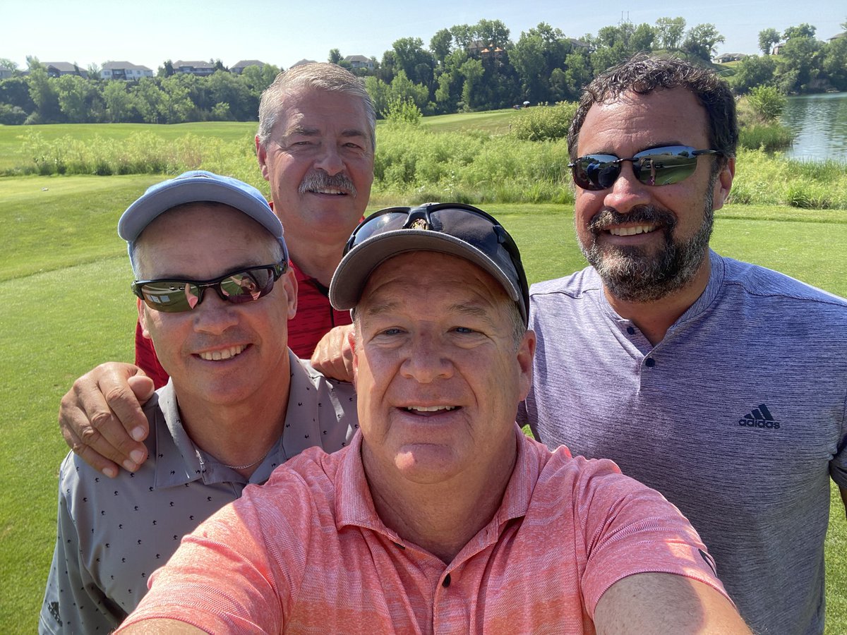 Mark Armstrong tweet media