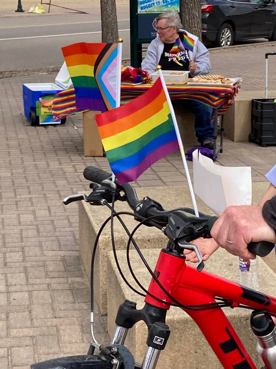 Pride plans ✨ This weekend we will be celebrating in Marshall!
✨Fri | Karaoke Party at <a href="/BrauBeer/">Brau Bros Brewing</a> 
✨Sat | Drag Show at <a href="/BrauBeer/">Brau Bros Brewing</a> 
✨Sun | Pride in the Park at Independence Park
#visitmarshallmn #cultivatingthebestexperiences #onlyinmarshall #marshallpride #events #Pride
