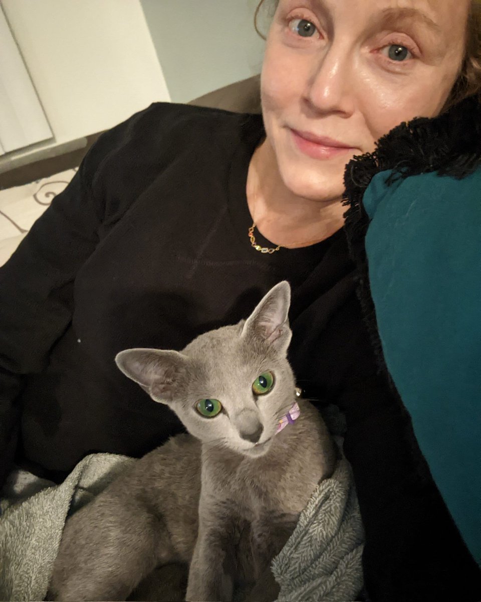 LFlozak4's tweet photo. #hugyourcatday
Jade and Me ❤️😻 https://t.co/wKegdkeMkh