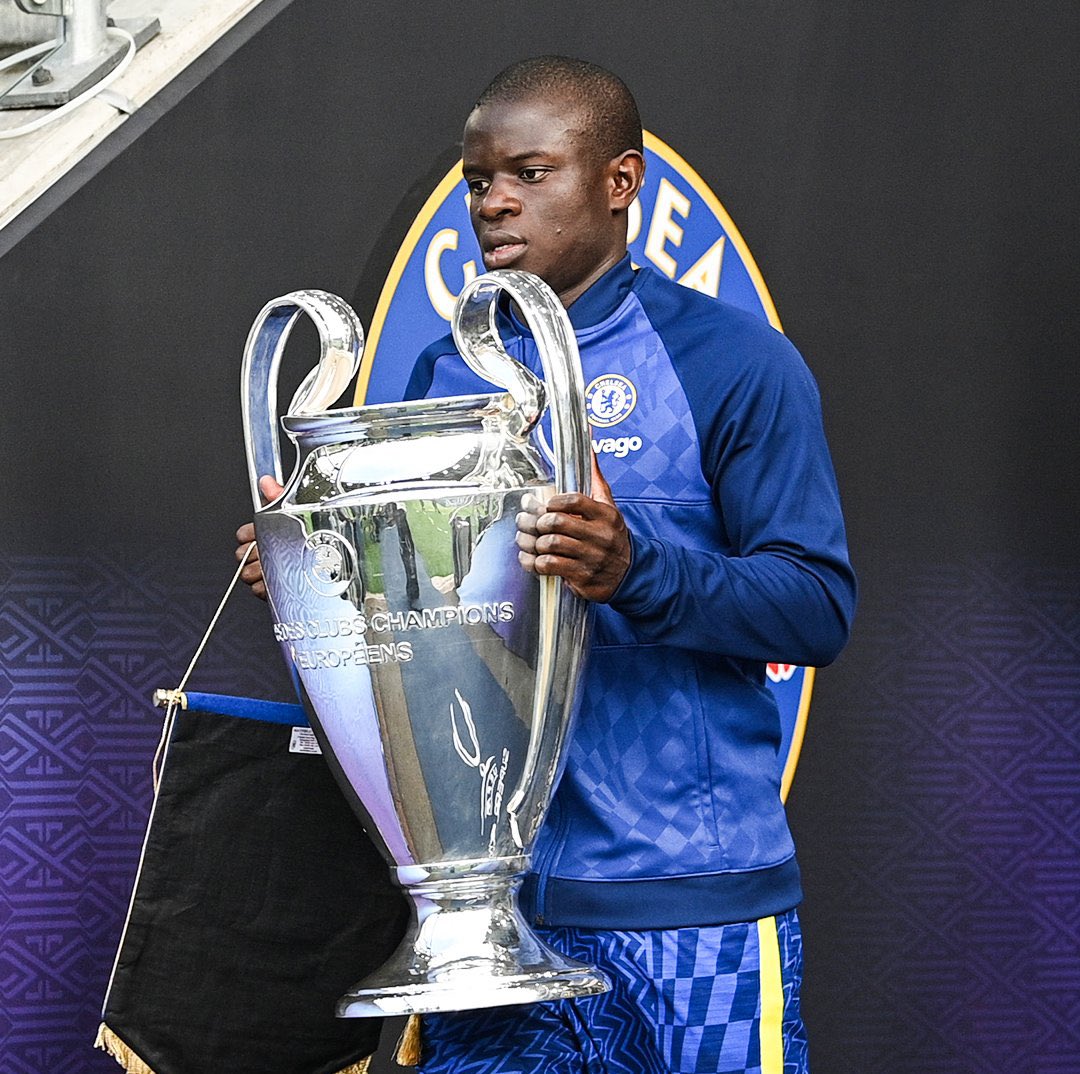 N’Golo Kanté is on the verge of joining Al Ittihad on free transfer! Final details are being discussed then proposal will be accepted 🚨🟡⚫️🇸🇦 #CFC

Al Ittihad directors just arrived in London to link up with PIF Saudi delegation to prepare documents.

€100m per year until 2025.