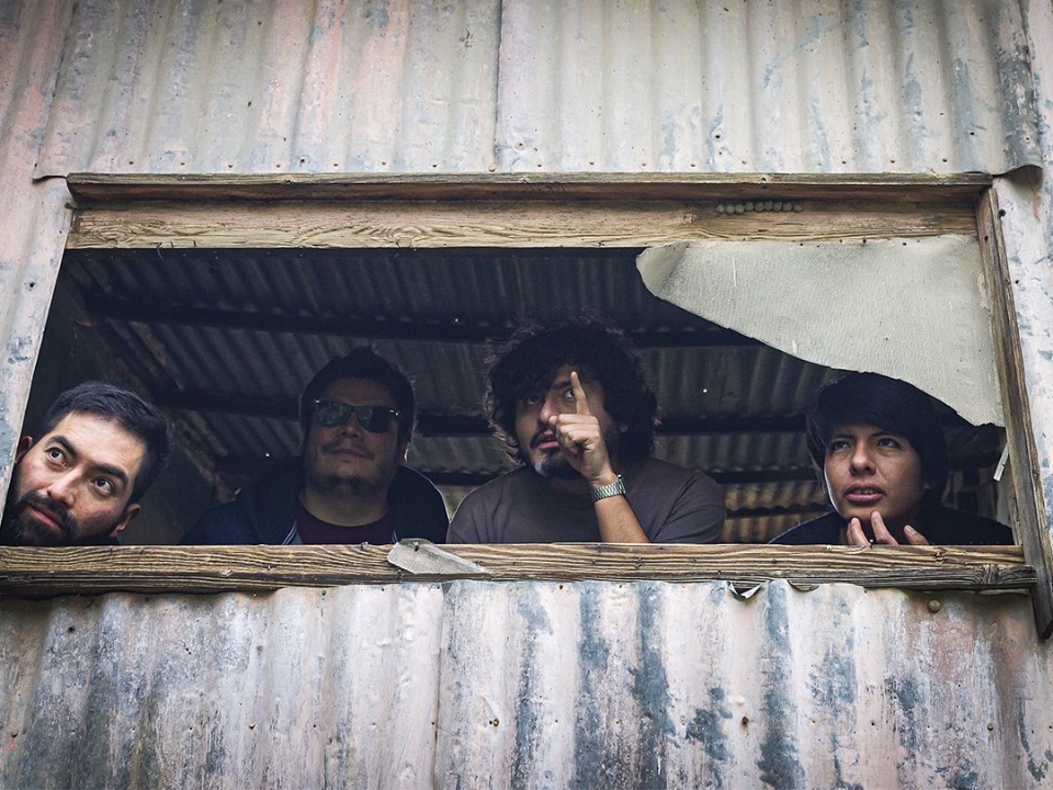 [#LoNuevo] 🇵🇪
#Youth es el punto de encuentro de cuatro amigos que decidieron componer música influenciados por el punk melódico y el midwest emo. Desde Arequipa, acaban de estrenar el sencillo "Quiero encontrarte", un adelanto de su próximo EP debut

► bit.ly/3WZzo4s