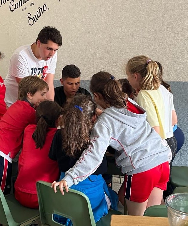 Colegio Montedeva tweet media