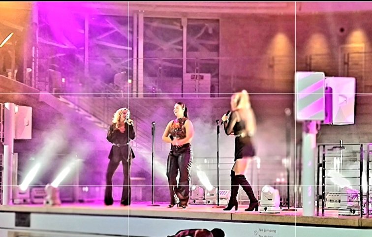 DougKer39026136's tweet photo. @cruiselifestyl Music themed Cruise 📸🎶
1 Afternoon Classical on #QM2
2 Early evening entertainment in Sky Dome #Iona
3 Recent day visit onboard #Rotterdam this amazing theatre one of many immersive surround walls around the stage😯
4 Finally me performing #QE2 1990 #CrewShow 🤩⚓️
#CruiseHour https://t.co/055S0UB9eU
