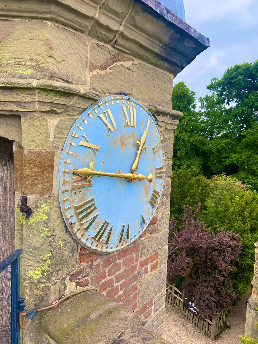 RuthInHeritage's tweet photo. Excellent day exploring @CharlecoteNT with their fabulous Facilities team. A huge amount of work goes on behind the scenes to keep these special places in good nick. Thanks to @TheRebeccaRiots for the warm welcome &amp; the cuppa! https://t.co/Kri570sJd8