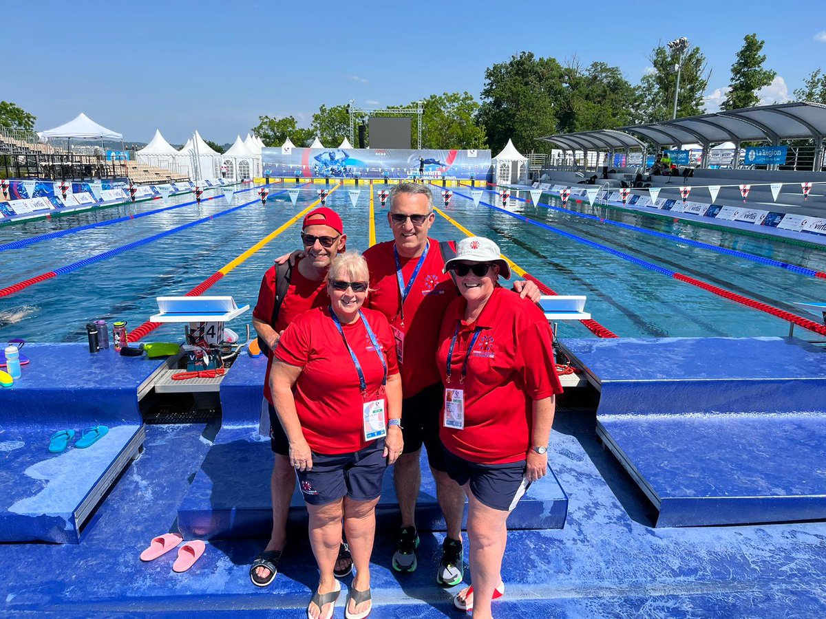 DownSyndromeSwimmingGB tweet media