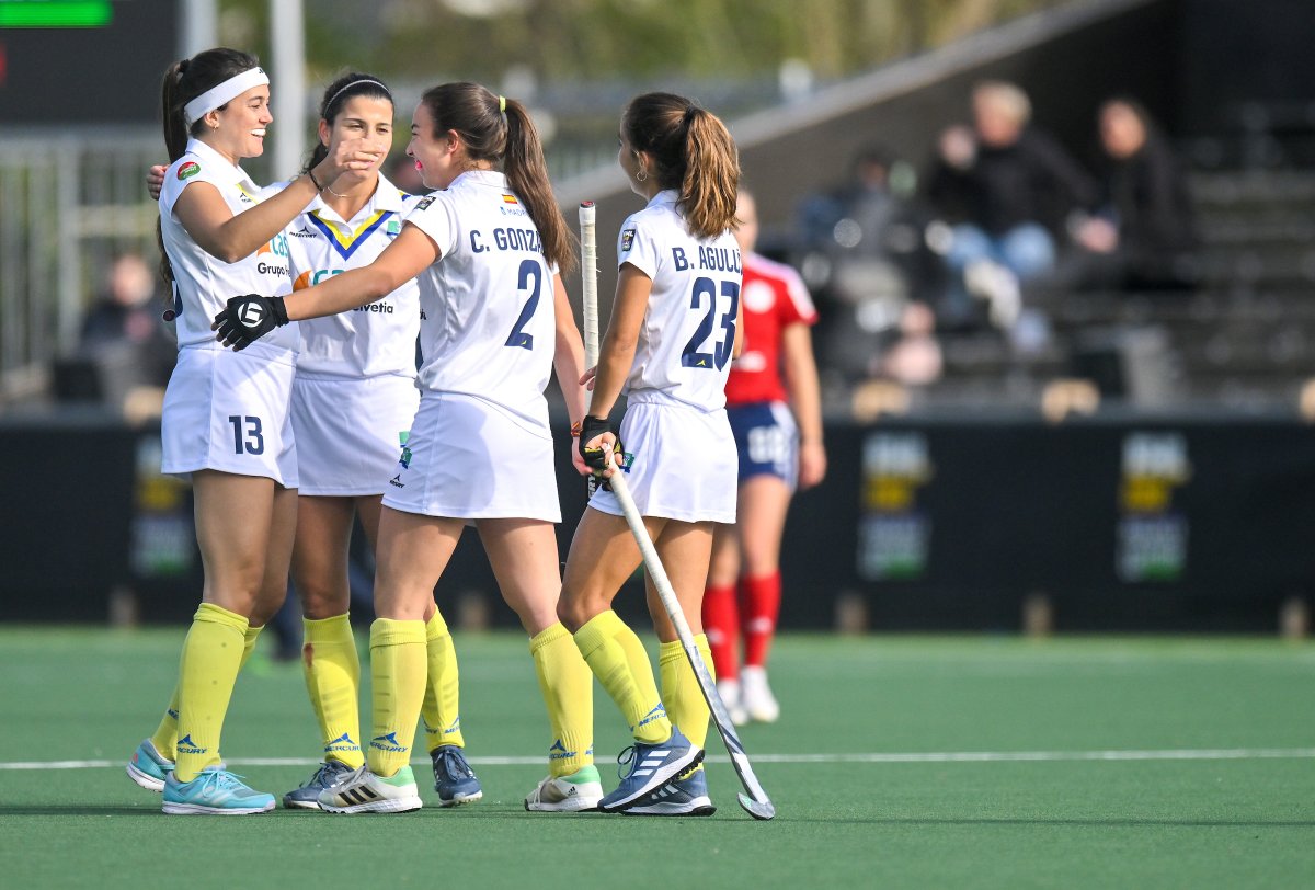 EHLHockeyTV's tweet photo. Club de Campo de Madrid sealed first place in the Spanish women’s Iberdrola League with a clear 5-1 victory at home against CD Terrassa.

https://t.co/Xtfzo69Fre #EHL https://t.co/4ERCen7pDP
