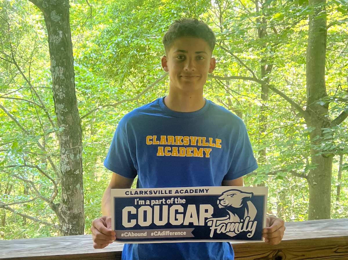 EthanBones42's tweet photo. It’s been official. I have enrolled at Clarksville Academy. Go Cougars!!
#CAbound #CAdifference @CAcougarsTN @CACougsFB @burgerec @Jenhinote @CoachBell_CAFB https://t.co/nq1fsdtQvu