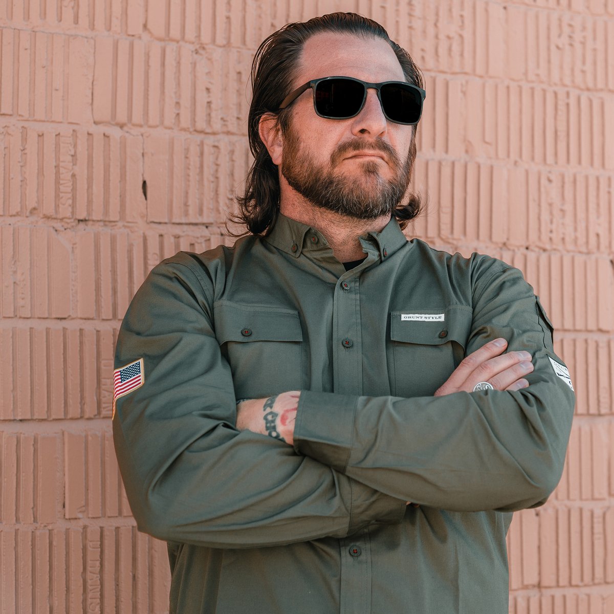 Gruntstyle's tweet image. This shirt was built for the everyday outfitter. When there’s a fix needed, you know it&apos;s time to get ready, so wear this button down shirt, and people will know that you mean business!
Get your button down here: gruntstyle.com/products/grunt…

#GruntStyle #ButtonDowns